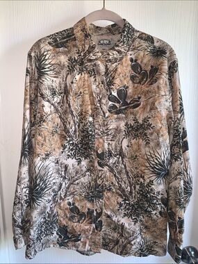 Cactus Print Button-Up Shirt in Beige and Black